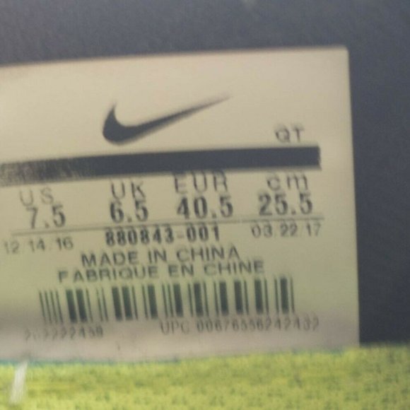 Nike Free RN Flyknit Running Shoes - Men's Size 7.5 - Picture 9 of 9